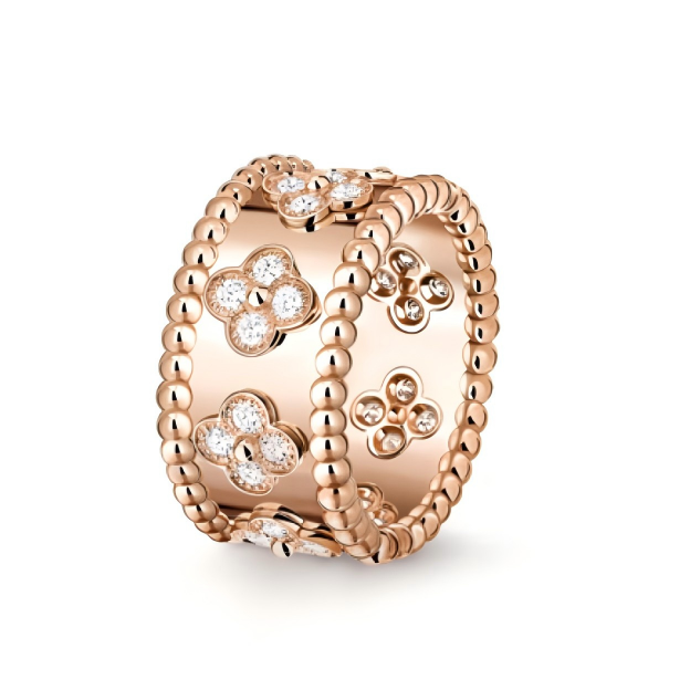 VCA Perlée clovers ring, small model, adjustable opening